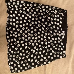 Garage b&w floral skirt